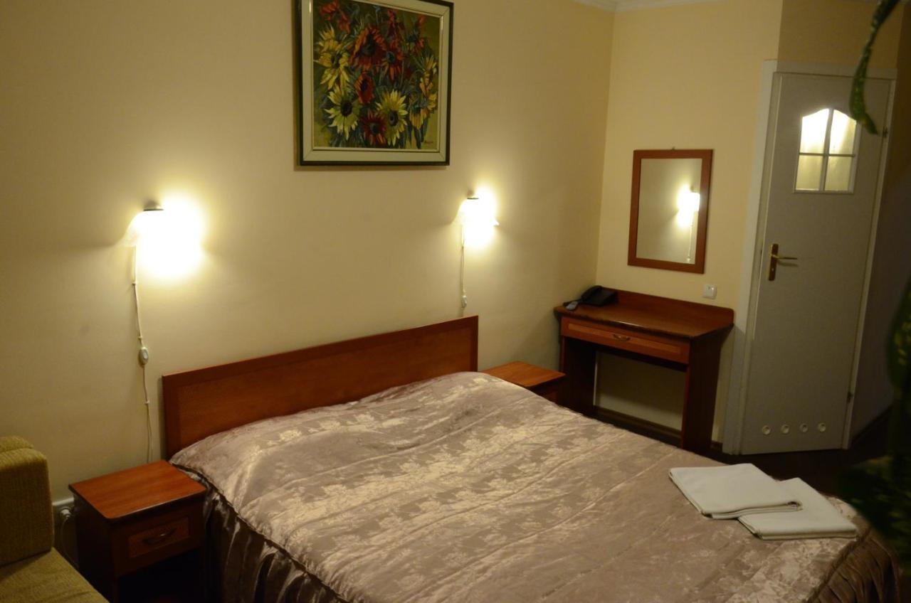 Burger Plus Inn Lviv Chambre photo