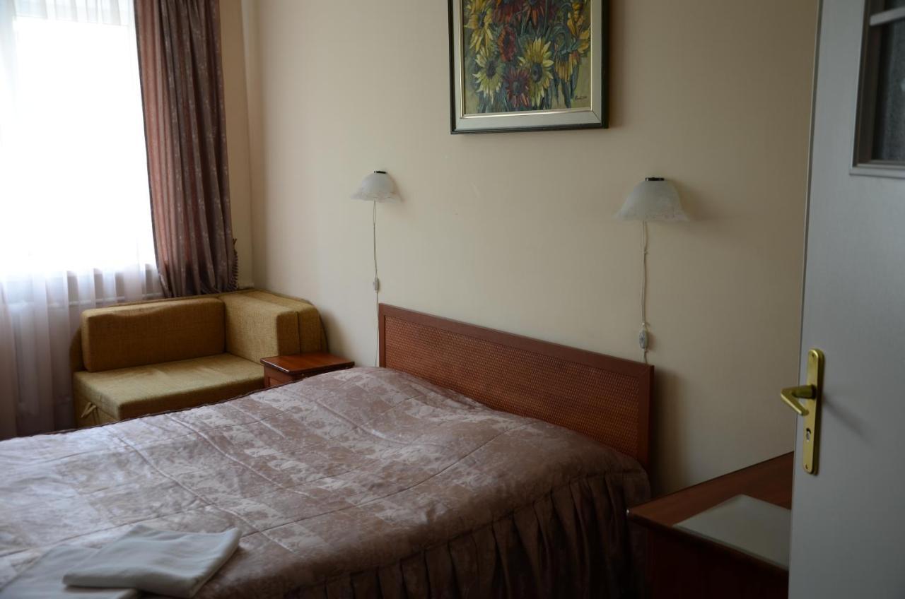 Burger Plus Inn Lviv Chambre photo